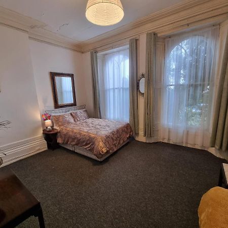 Large Flat Next To Port, Cliffs, Beach With Parking Dover Zewnętrze zdjęcie